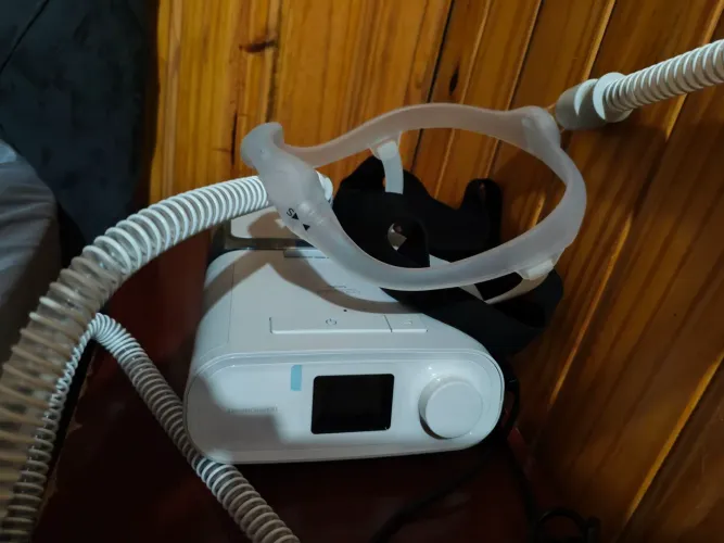 CPAP Phillips C/ umidificador e mascara