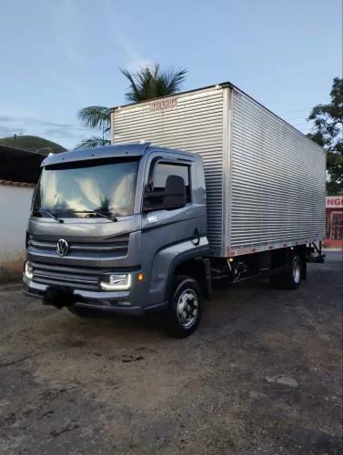 Caminhão 11-180 delivery 4x2 diesel