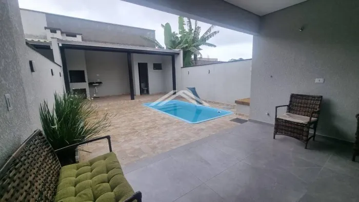 Casa à venda com Piscina no Residencial Príncipe - Itapoá Santa Catarina