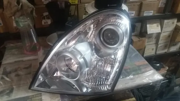 Farol Ssangyoung Rexton 2008 2009 2010 2011 2012