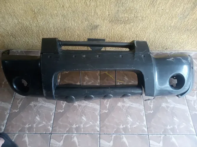 Parachoque Dianteiro Nissan Frontier 2004 (pra recuperar)