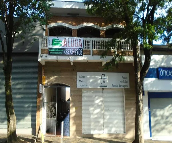 Casa para locação no piso superior da Galeria Pedro Suzan, Av. Ester, centro de Cosmópolis