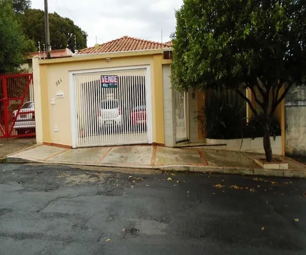 Casa na Rua Campos Sales, Bela Vista - Cosmópolis