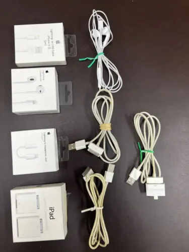 Lote Com 8 Acessórios Originais Para iPhone Apple