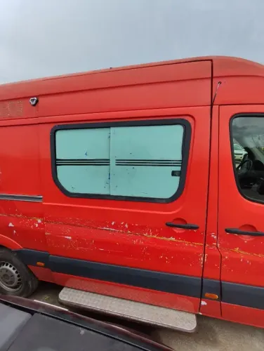 Porta Lateral Mercedes Sprinter 415 2012/2019 Porta Central