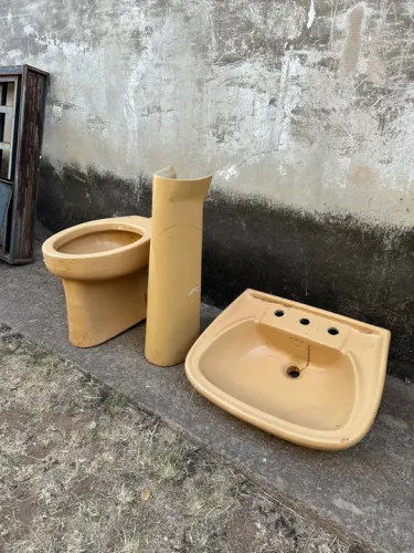 Conjunto de louças banheiro