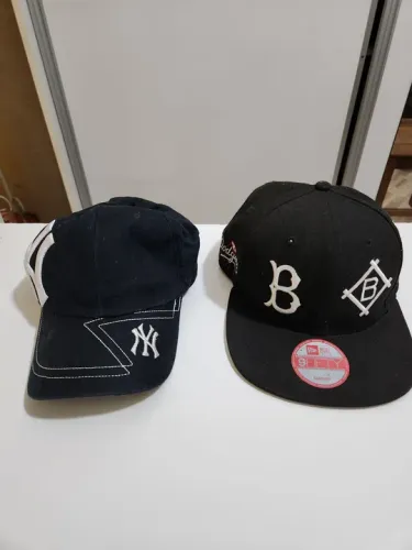 2 bonés New Era