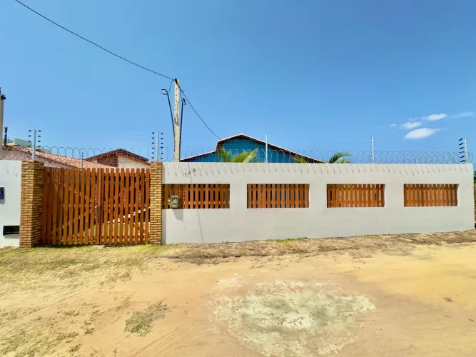 Alugo/Vendo Casa de Praia com Piscina no Peito de Moça