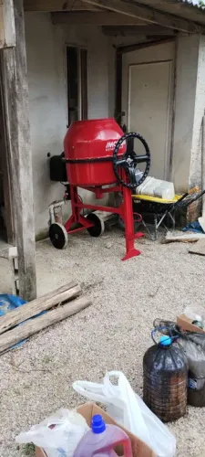 Betoneira de 150 litros aluga 50,00