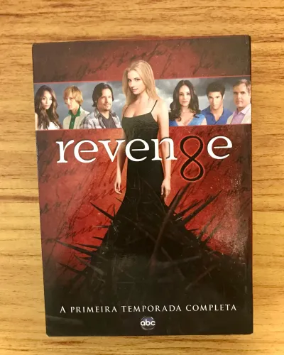 box de dvd revenge