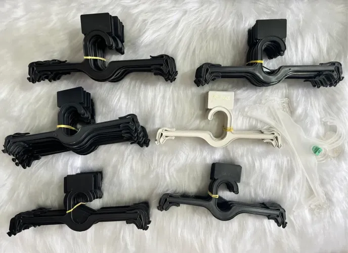 100 Cabides para lojas - Lingeries ou Infantil