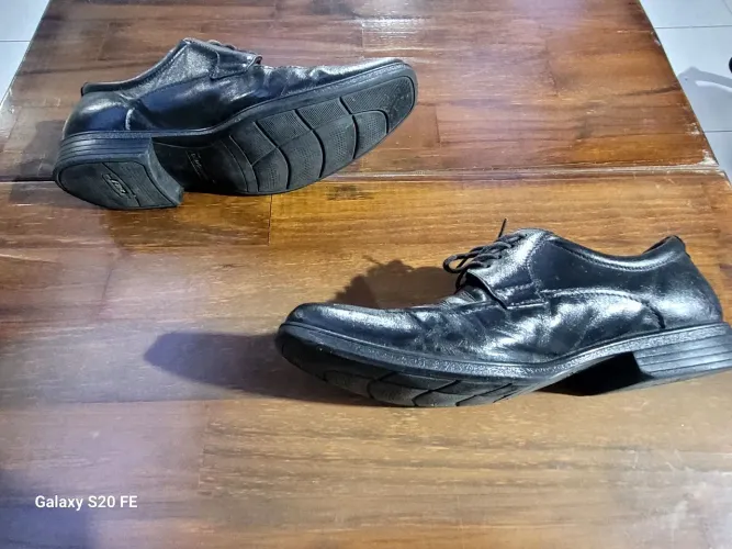 Sapato Social Masculino Democrata - Couro - Ótimo Estado