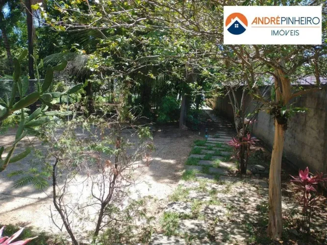 Lote de 1.050 m² na Pampulha  A 1 Quarteirão da Lagoa (26m de Frente!)