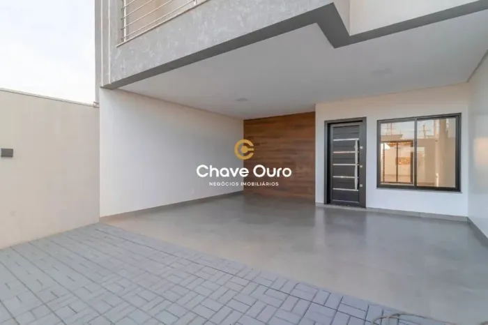 Sobrado com 04 quartos no Padovani