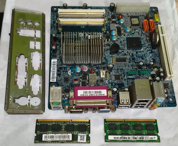 Placa Mãe Ecs Tigd Ci3 V1.0 Intel D525