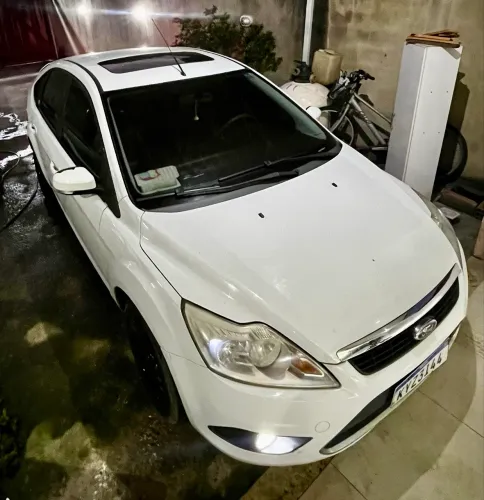 Ford Focus Ghia 2.0 16v/ 2.0 16V Flex 5P AUT 2010