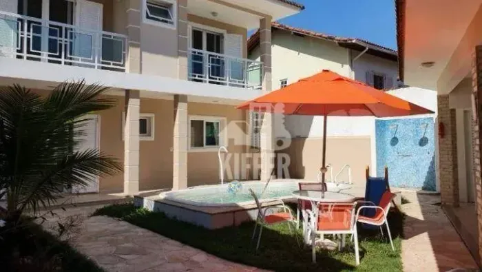 Casa com 5 dormitórios à venda, 280 m² por R$ 1.800.000,00 - Itaipu - Niterói/RJ
