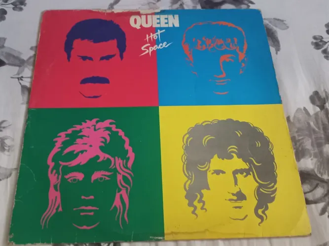 LP disco de vinil Queen hot space rock internacional toca disco radiola vitrola som antigo