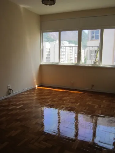 Imóvel para aluguel com 69 metros quadrados com 2 quartos em Humaitá - Rio de Janeiro - RJ