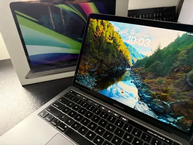 MacBook本体 MACBOOK PRO 2020 M1 8GB SSD256GB Notebook Apple Macbook Pro M1 8GB LPDDR4 256GB SSD NVME Tela 13,3