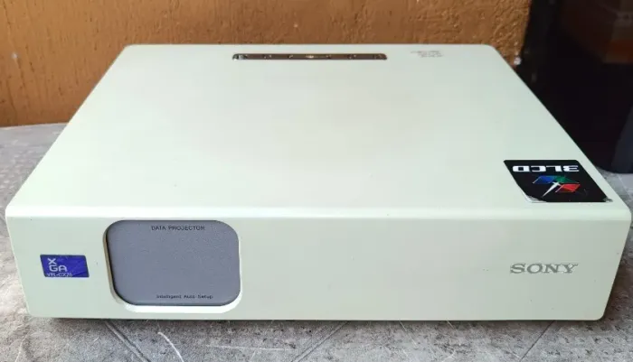 Projetor Sony Vpl-cx70 Ótimo Estado Made In Japan Funcionando leia o anuncio