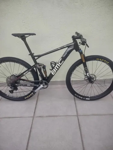 MTB BMC fourstroke 01 carbono 