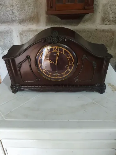 Relógio Carrilhão de mesa Antigo