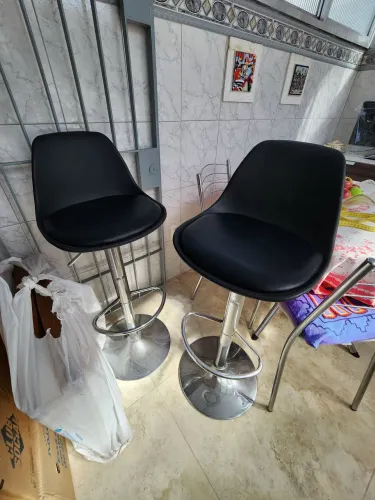 Dupla de banquetas giratórias Tok&Stok