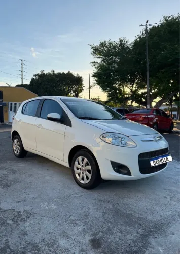 Fiat Palio Attractive 1.0 EVO Fire Flex 8V 5P 2013