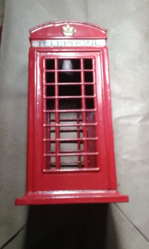 antigo cabine telefonica inglesa (cofre)