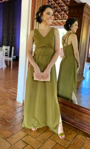 Vestido de festa verde oliva
