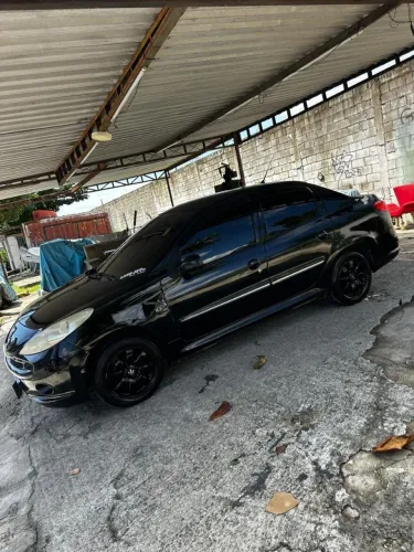 Peugeot 207 Sed. Passion XR Sport 1.4 Flex 8V 4P 2013