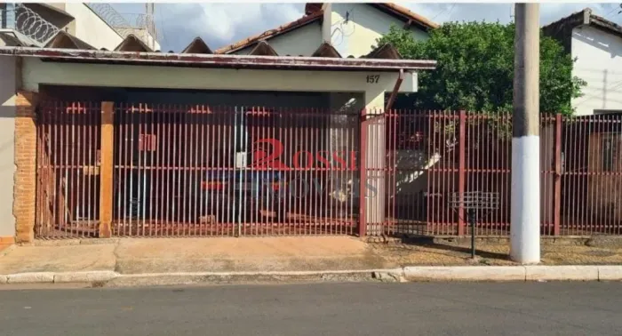 CASA A VENDA NO CENTRO DE SANTA GERTRUDES