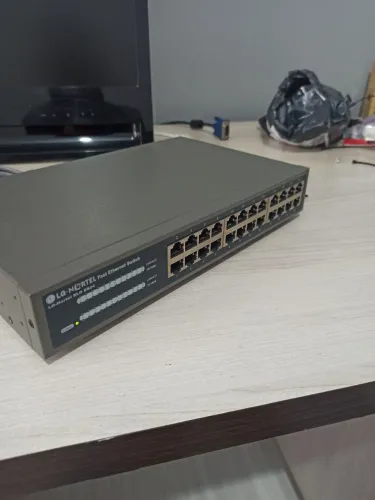 Hub Switch LG nortel 24 portas