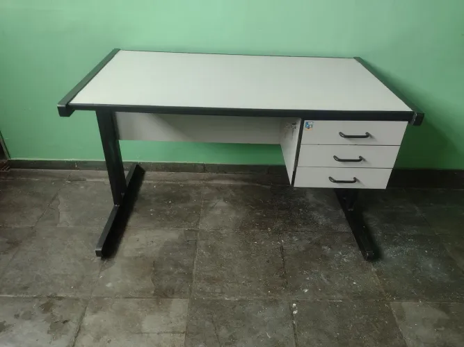 Mesa escritório MDF