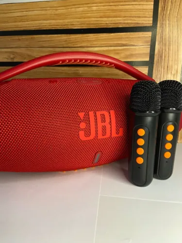 Caixa de som boomsbox 3 jbl vermelha com microfone