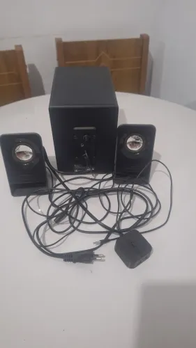 Vendo cx de som de mesa para PC( 7 wtts