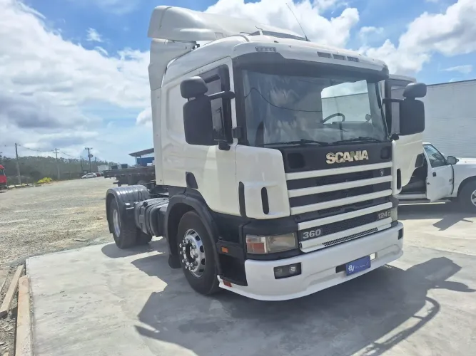Caminhão P360 4x2 CAVALO