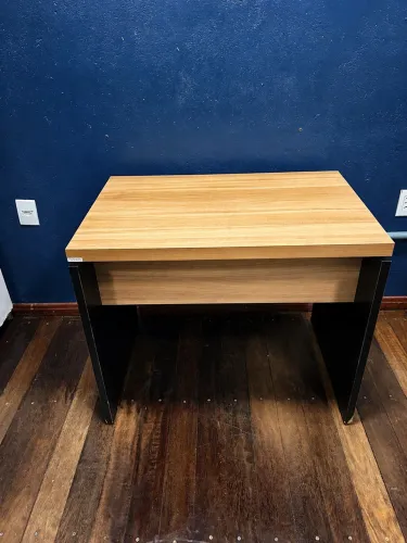 Mesa de escritório escrivaninha