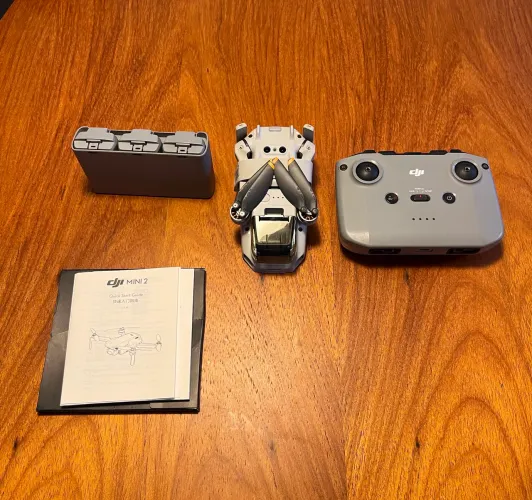 Drone DJI Mini Fly More Combo + 3 Baterias + Controle Original 