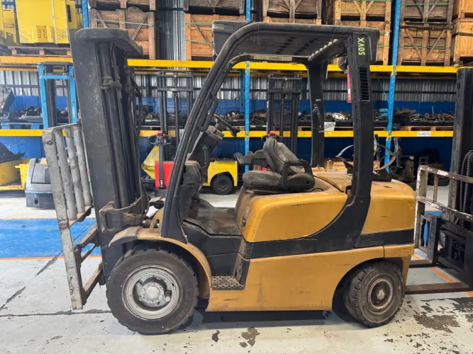 Empilhadeira Yale 50VX 2022 