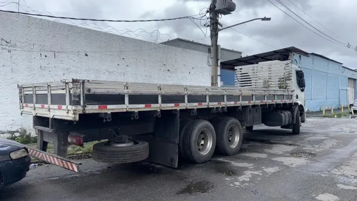 Carroceria 8,45 truck