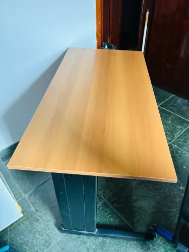 Mesa Escritório Escrivaninha 1,20m x 60cm Estrutura de Aço