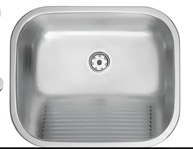 Vendo tanque de inox Tramontina, nunca usado.