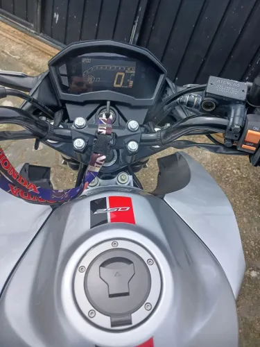 CB twister 250