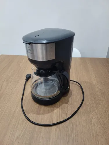 Cafeteira Elétrica Electrolux | 30 Xícaras | Modelo ECM20