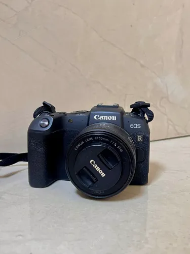 Canon EOS RP + Lente RF 50mm 1.8