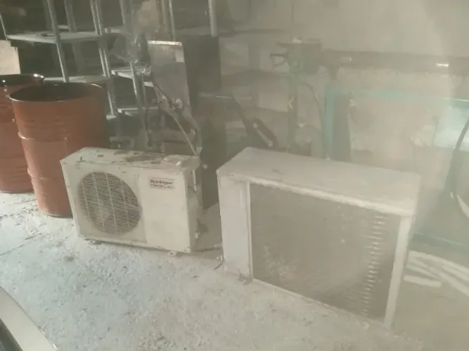 Ar condicionado Springer Maxiflex 12000 BTU no estado split 2 condensadoras 1 evaporadora