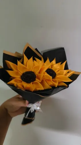 Buquê de Girassóis Artesanal | Pronta-Entrega ?