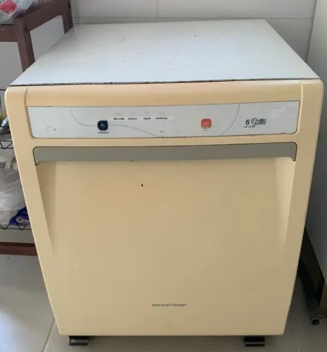 $600,00 Lava louças Brastemp 6 serviços 